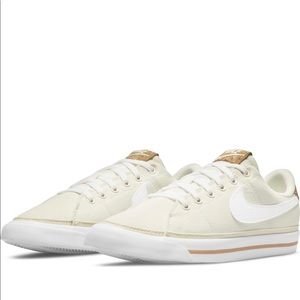 Nike court legacy sneakers